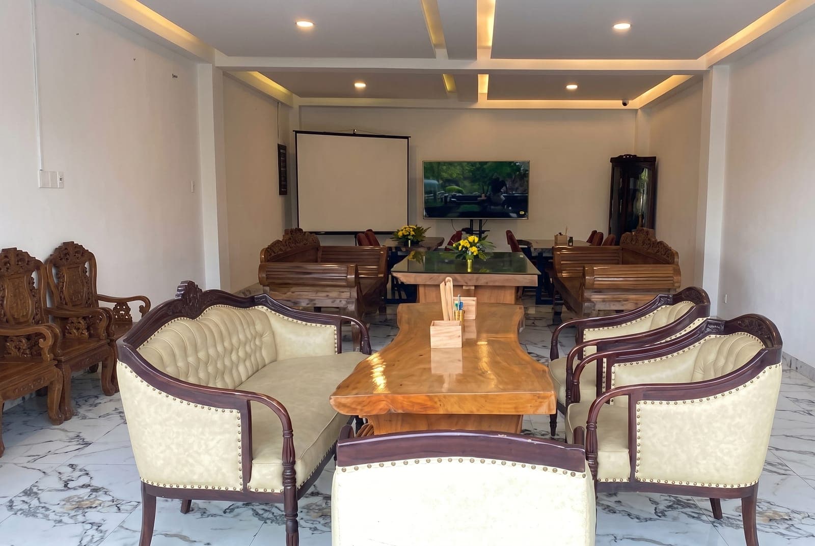 VIP / Meeting Room